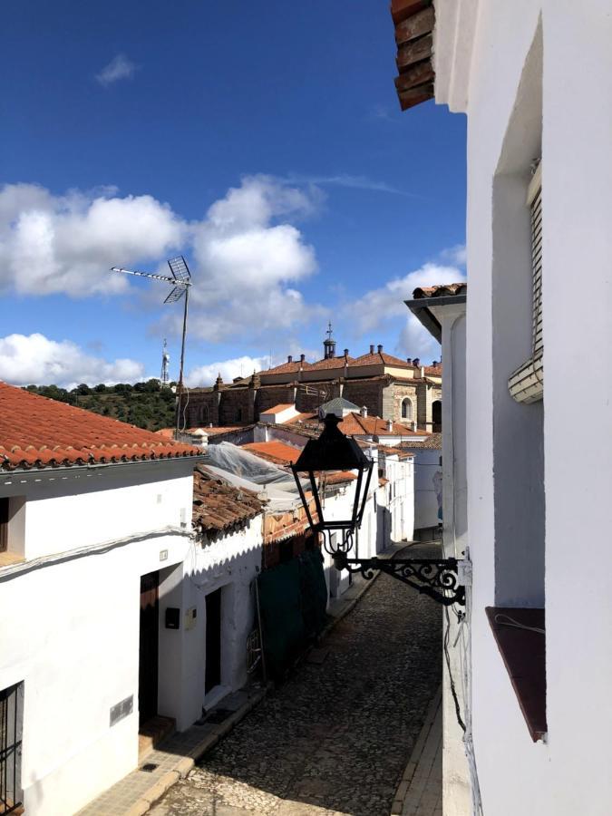 Casa Bheinn Aracena Exterior photo